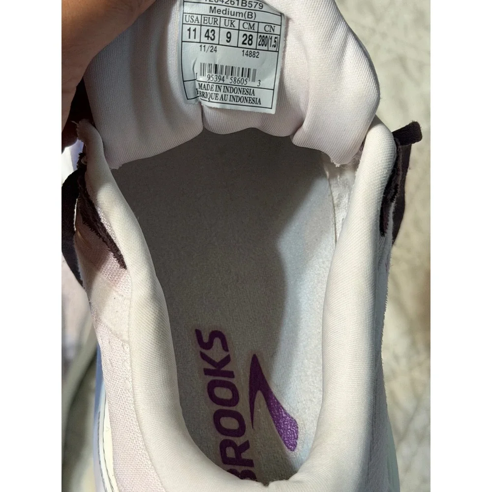 Brooks Adrenaline GTS 24 Running Shoes Womens 11 Lavender Purple Support Sneaker